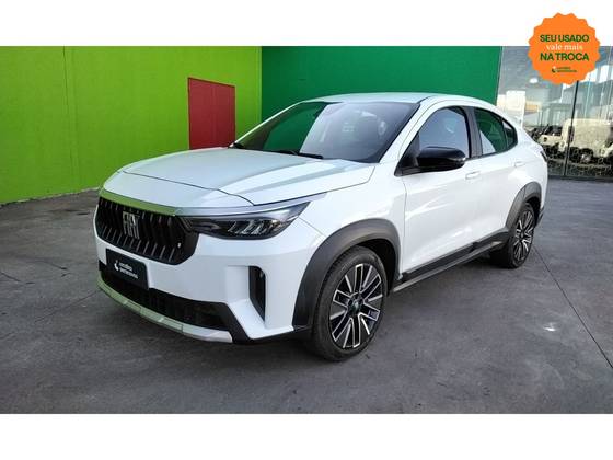 FIAT FASTBACK 1.0 TURBO 200 HYBRID AUDACE CVT FIAT FASTBACK 1.0 TURBO 200 HYBRID AUDACE CVT